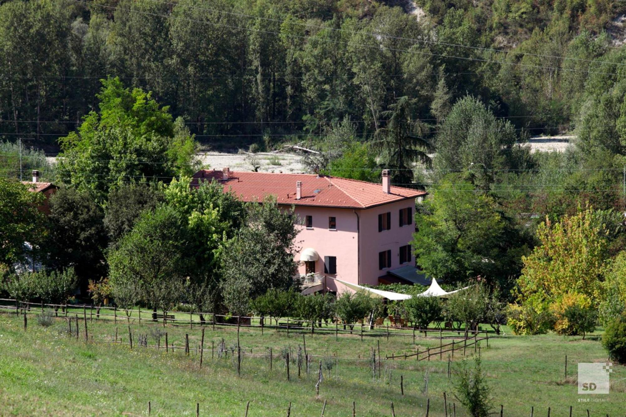 Locanda Dei Cinque Cerri Sasso Marconi Bagian luar foto